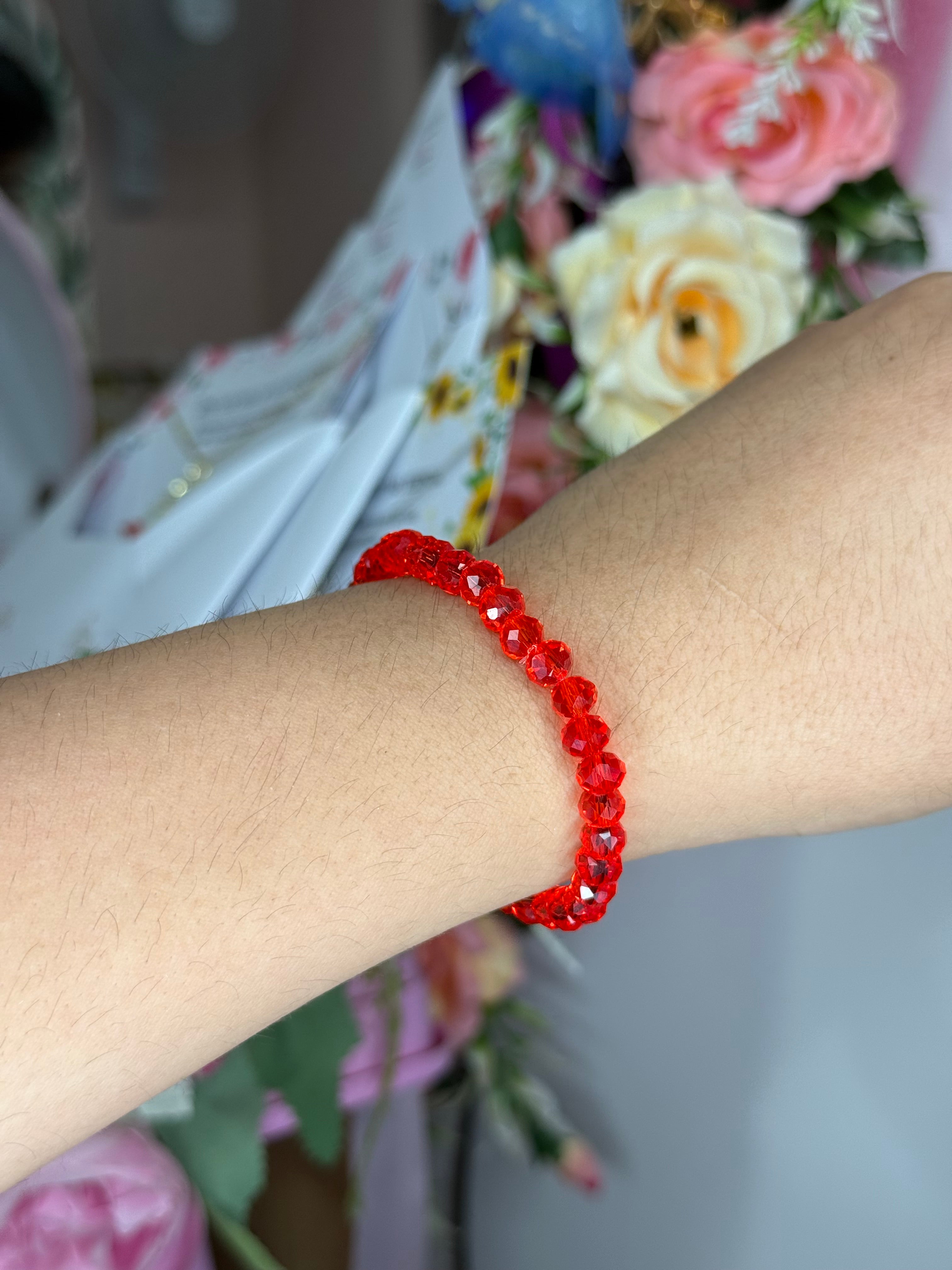 Pulsera elástica de cristales rojos