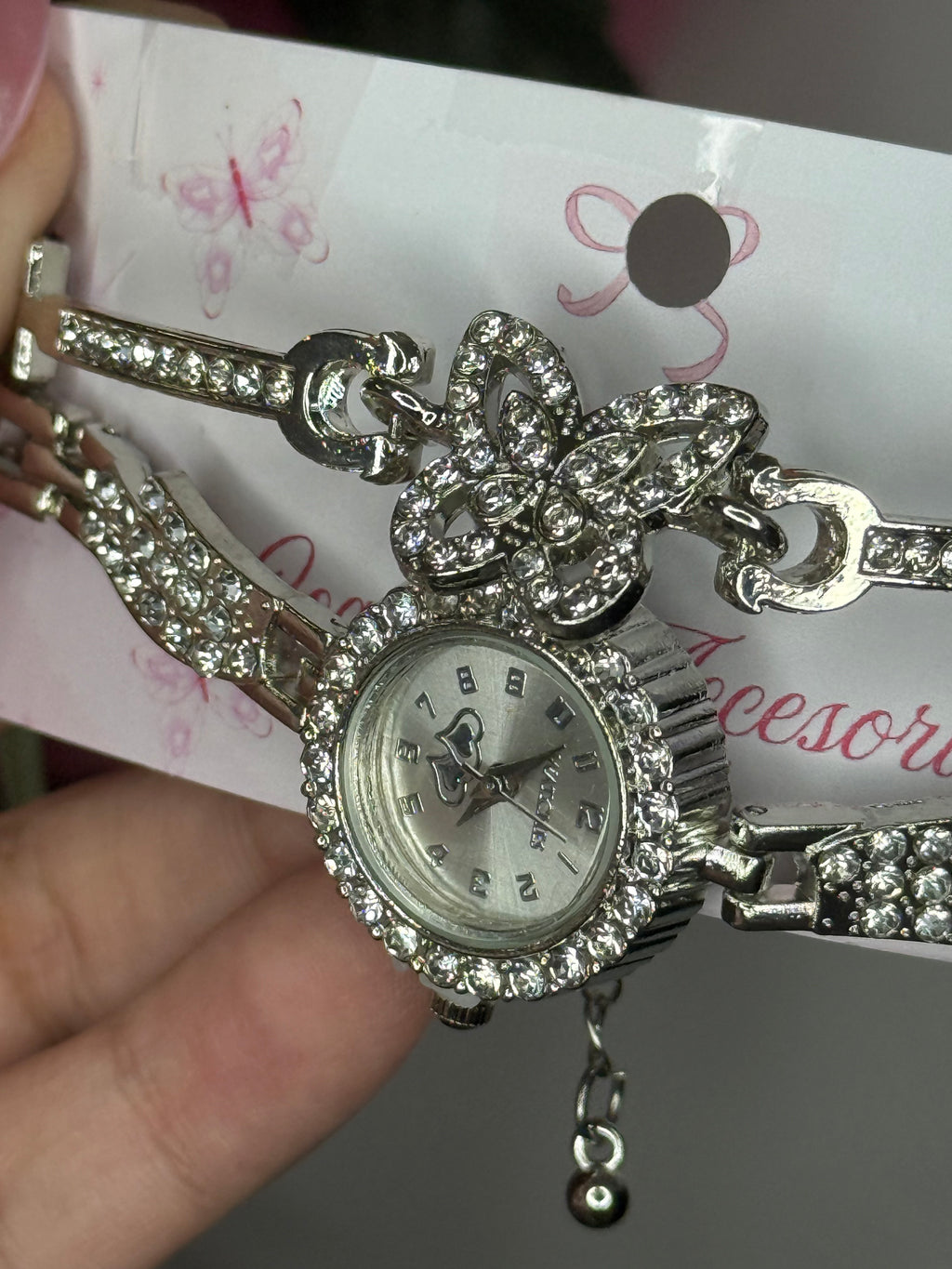 Reloj con pulsera plateado