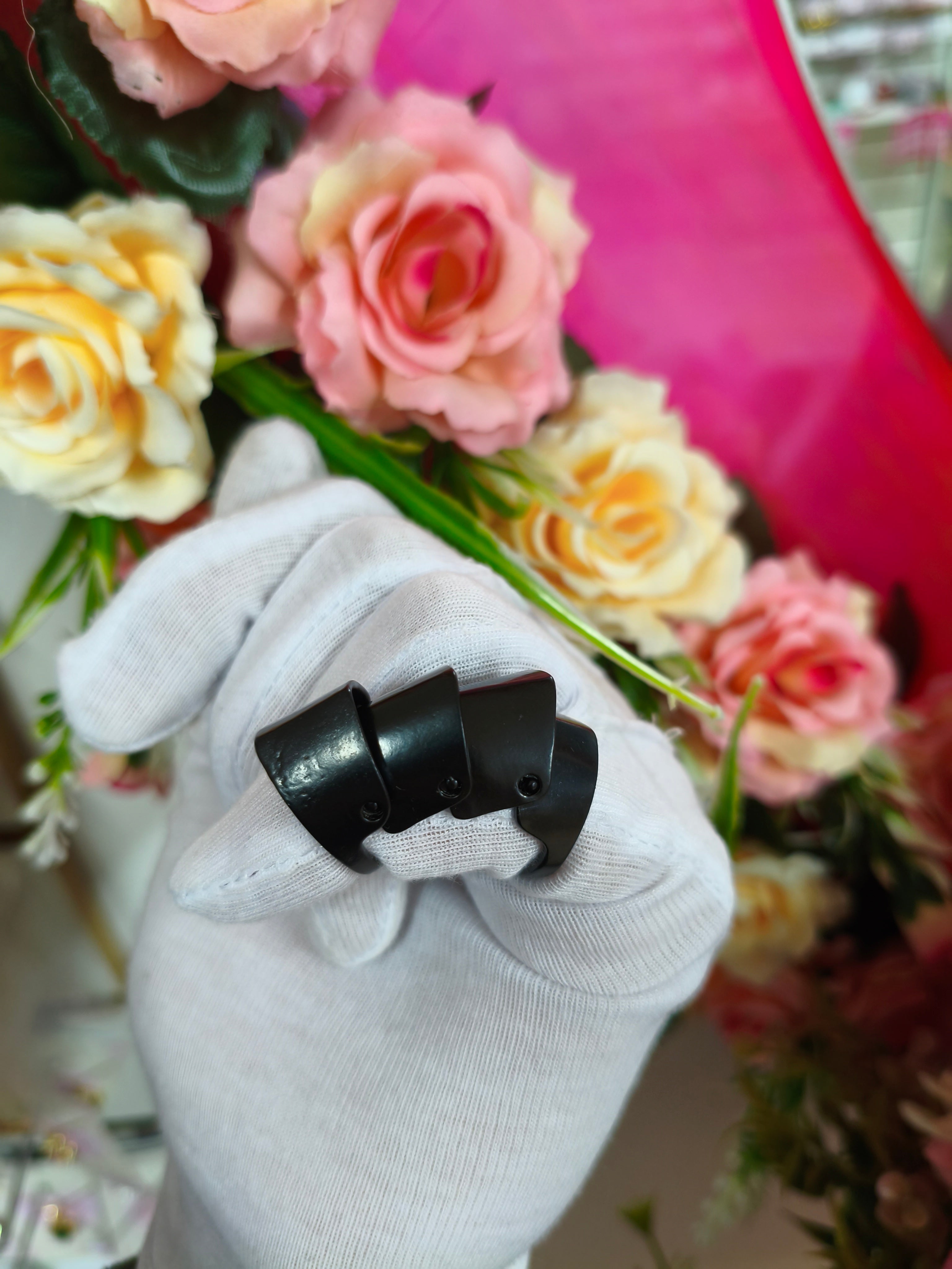 Anillo nana negro talle 17
