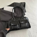 Cartera negra mini japonesa