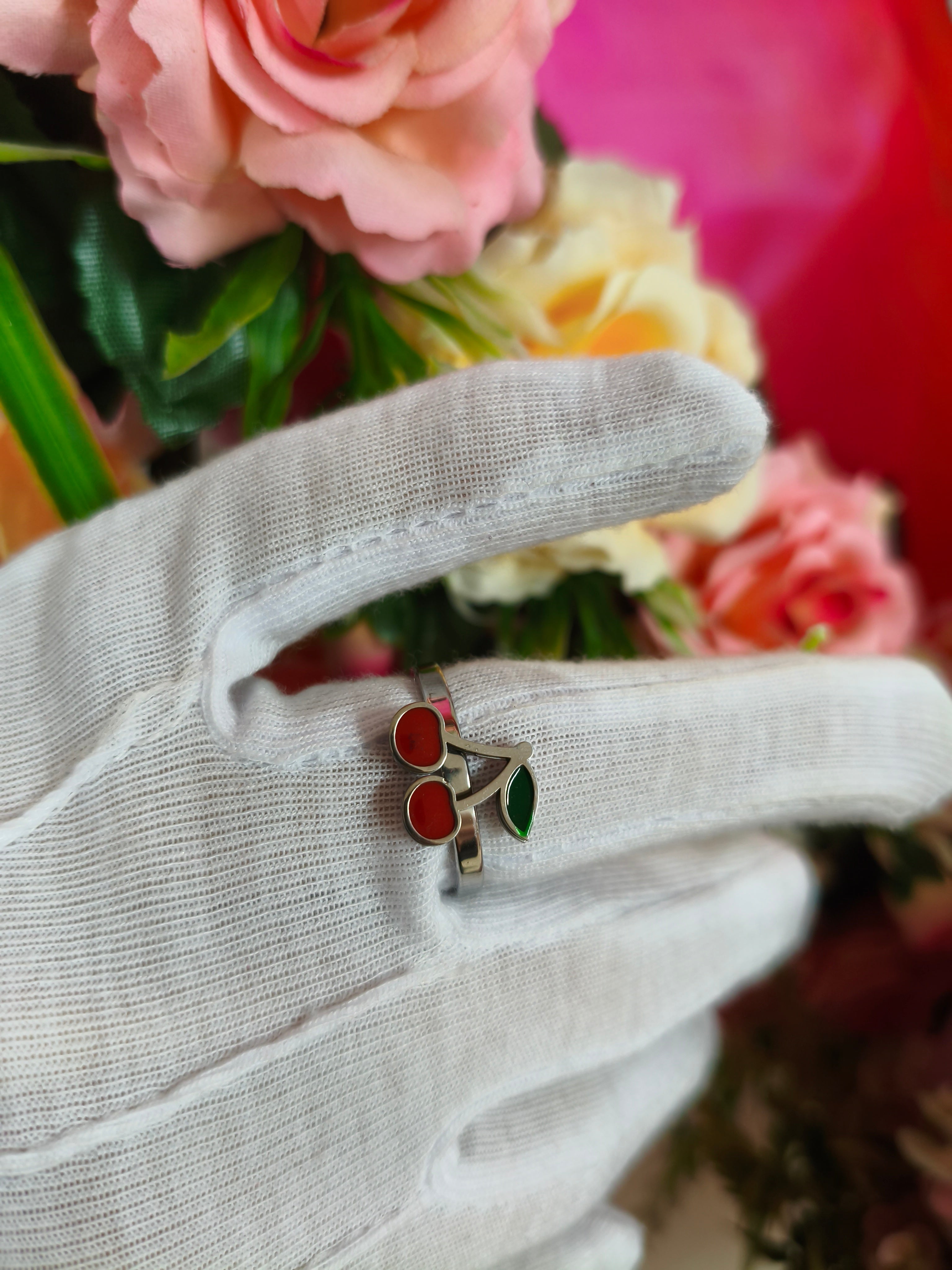 Anillo cereza talles 17 al 20